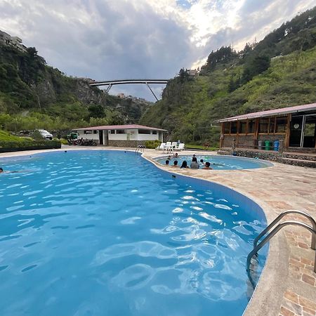 Playita Salomon Hotell Baños Eksteriør bilde