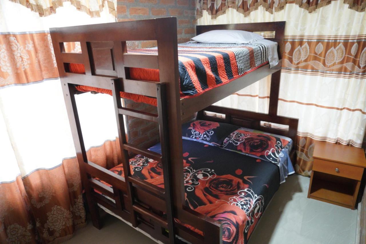 Playita Salomon Hotell Baños Eksteriør bilde