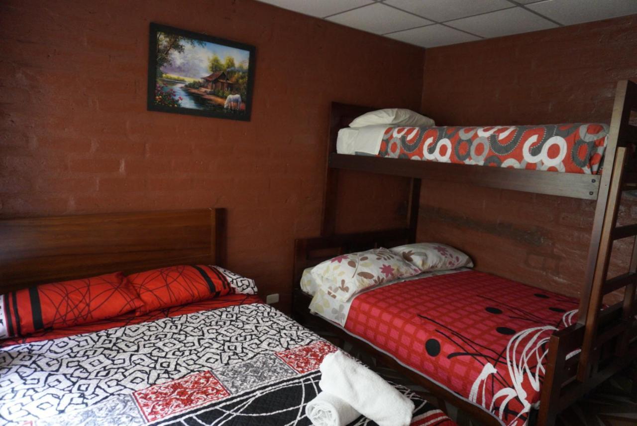 Playita Salomon Hotell Baños Eksteriør bilde