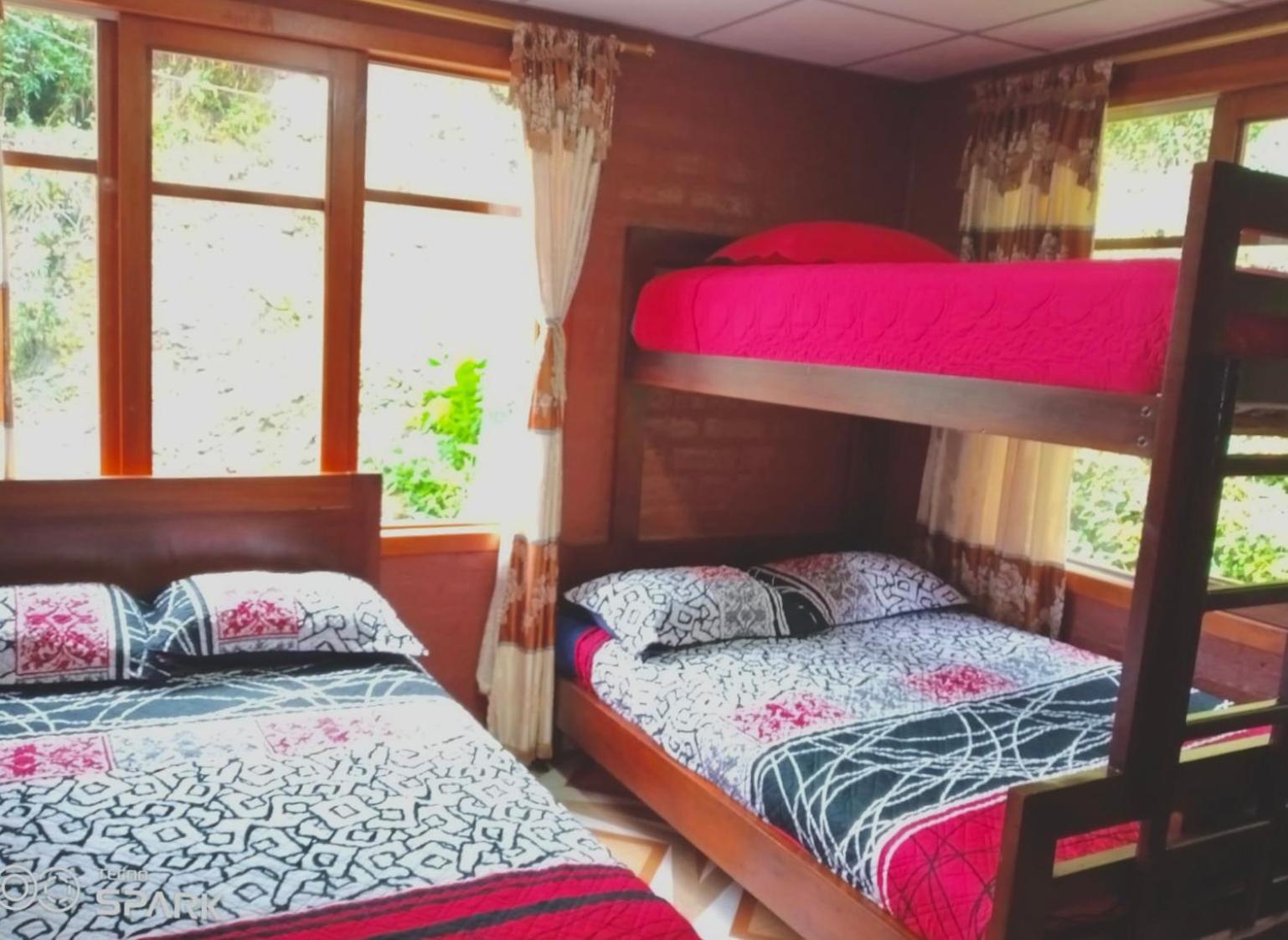 Playita Salomon Hotell Baños Eksteriør bilde