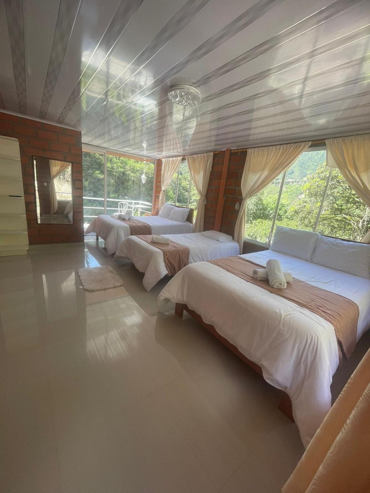 Playita Salomon Hotell Baños Eksteriør bilde