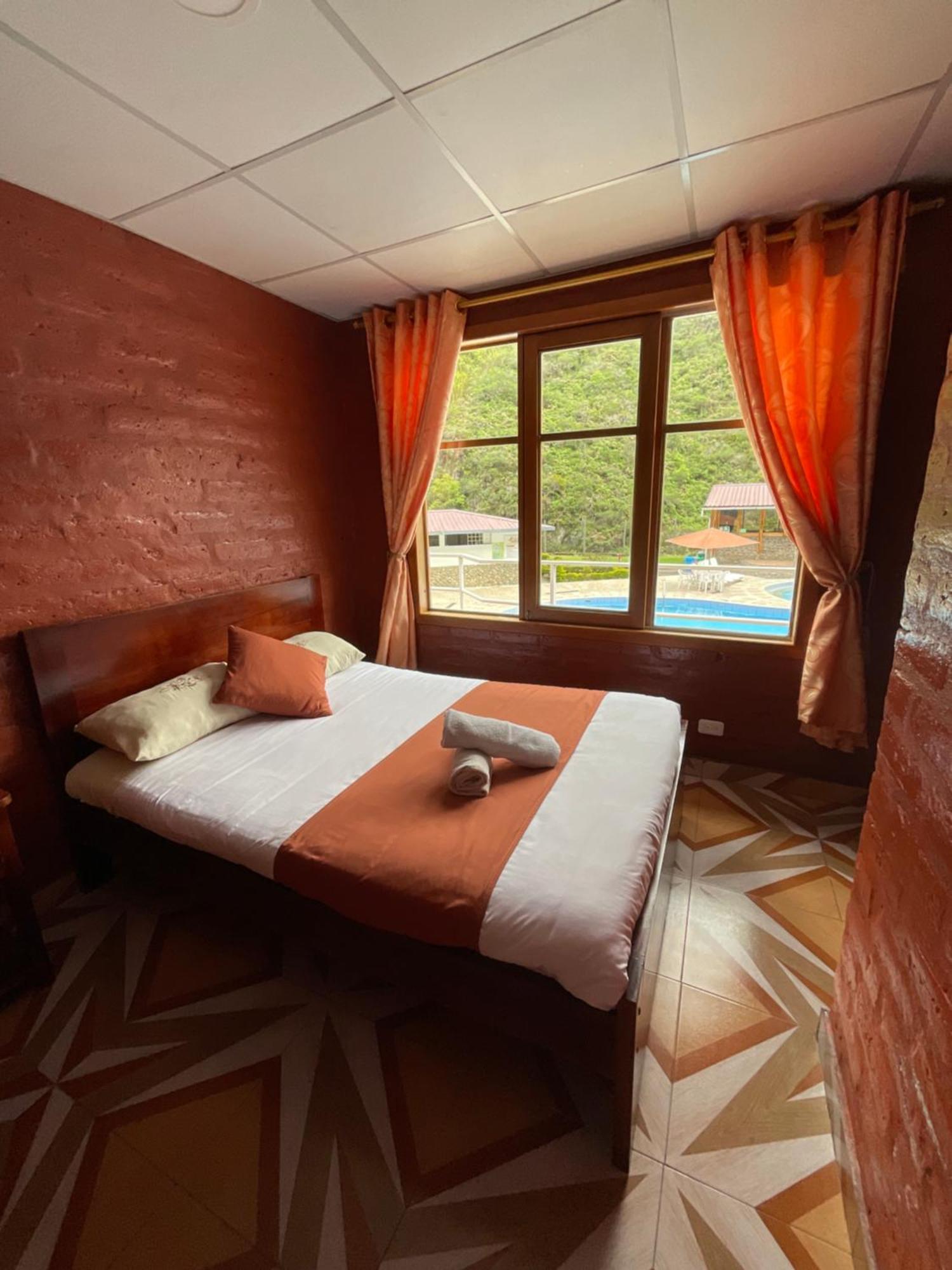 Playita Salomon Hotell Baños Eksteriør bilde